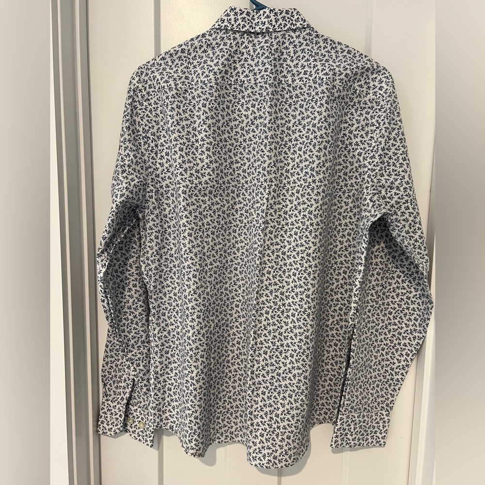 Banana Republic Outlet: Men's White & Blue Patterned Shirt: Size M - Picture 2 of 4